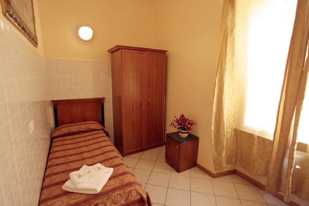 Stella Elsa Hotel Rome Exterior photo