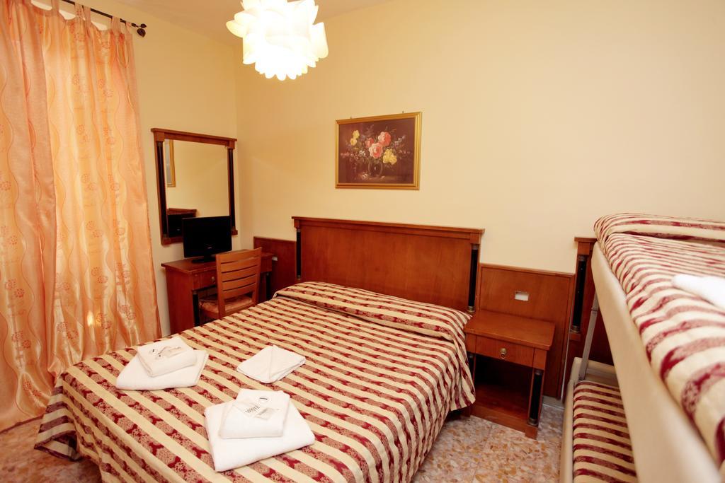 Stella Elsa Hotel Rome Exterior photo